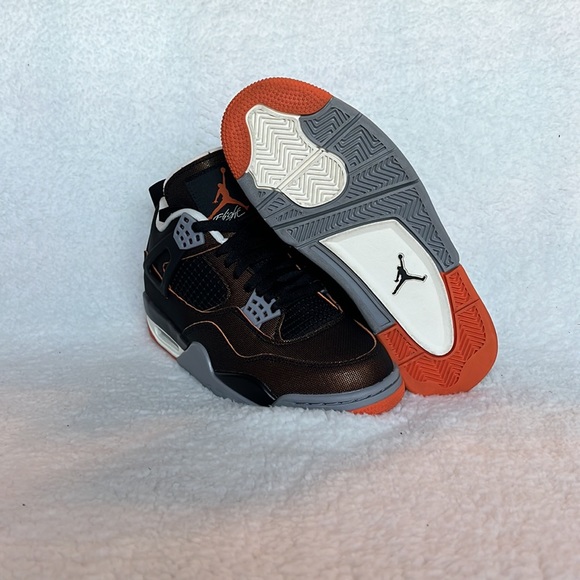 Womens Jordan 4 Starfish - Picture 4 of 7